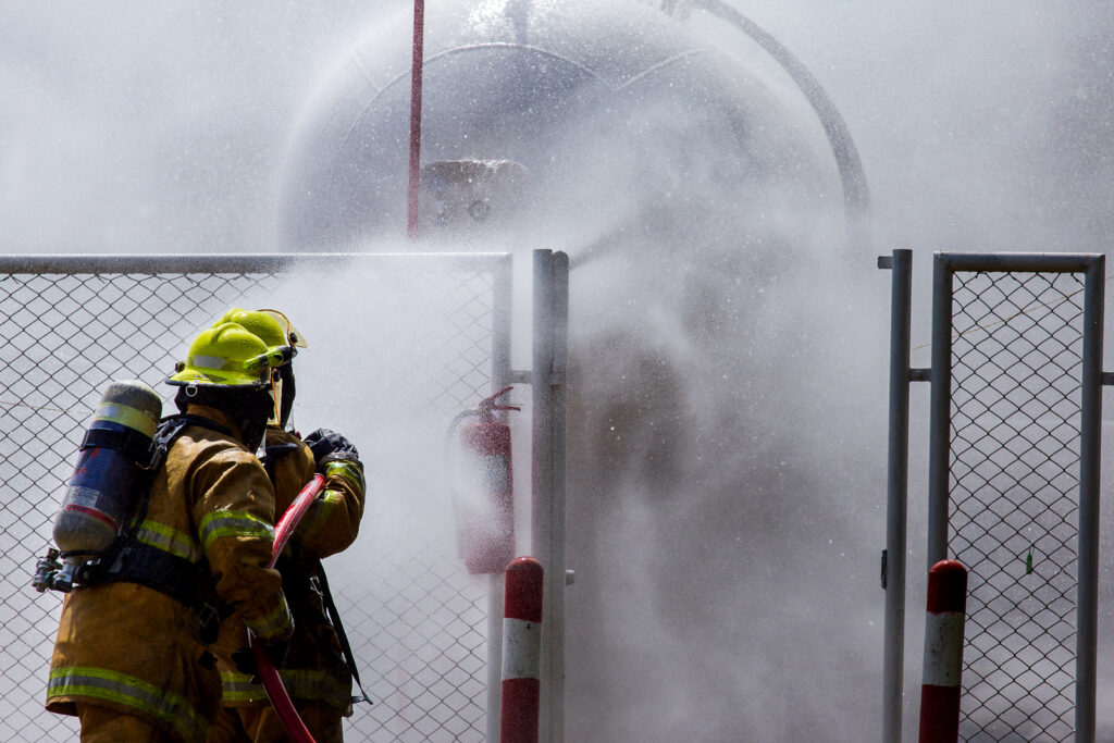 how to become a volunteer firefighter