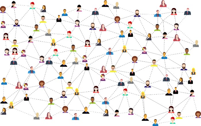 how to become a public relations specialist