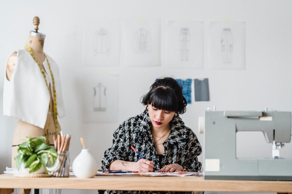 how to become a tailor