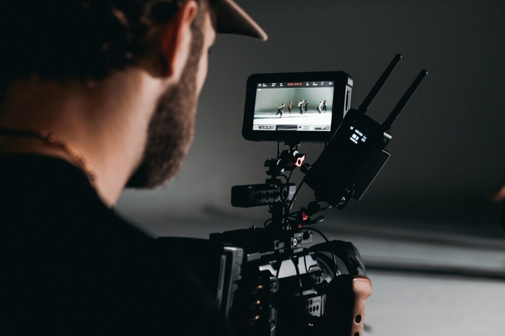 how to become a freelance videographer