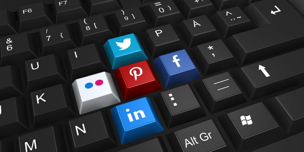 how to become a pinterest manager